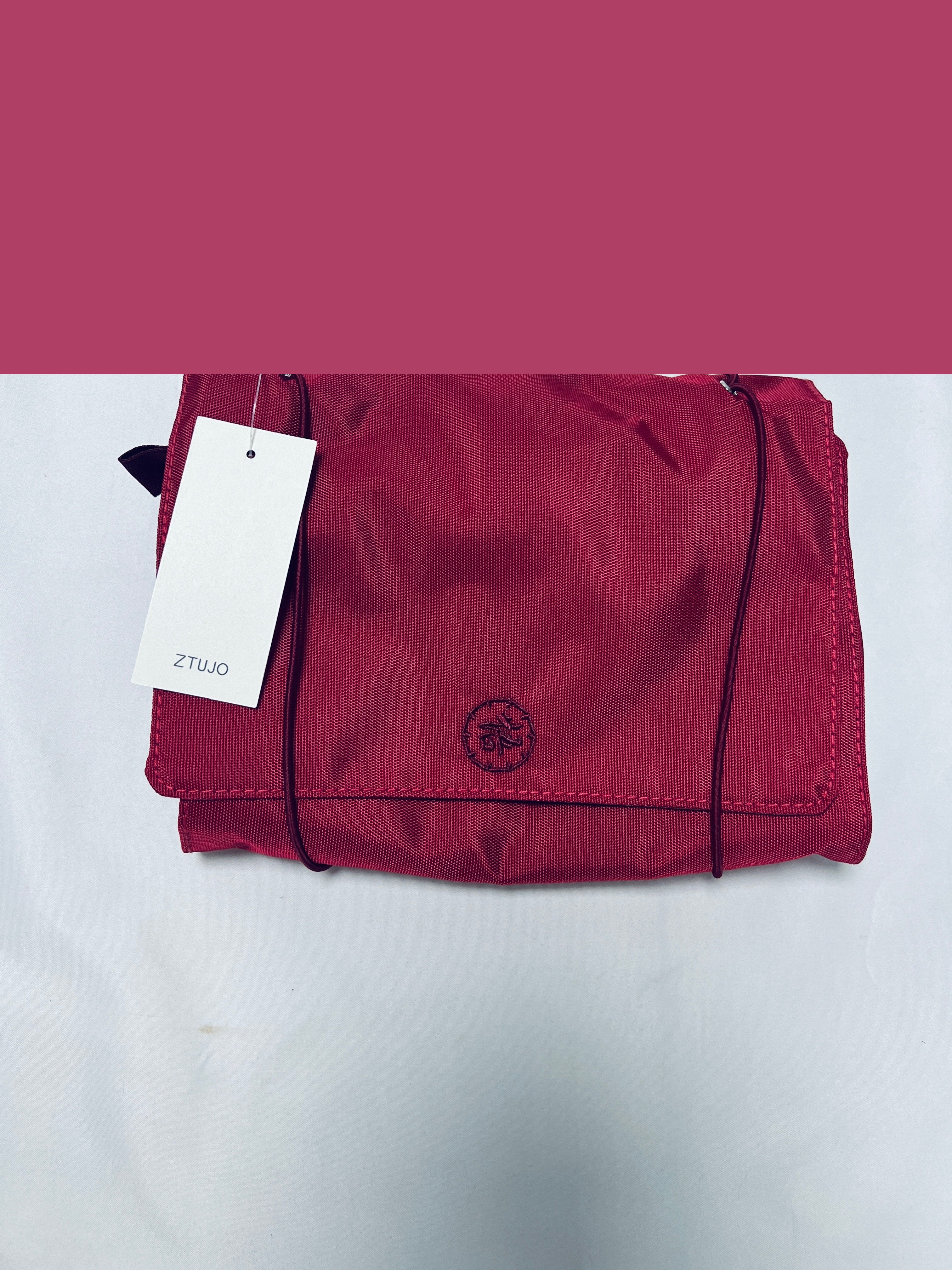 Wasserdichte Kulturbeutel-Reisetasche mit Aufhängeband für Accessoires product image 1